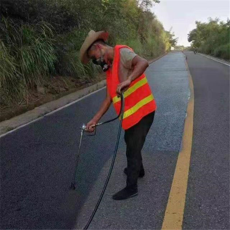 辽宁 彩色防滑路面的底涂是保障路面附着力